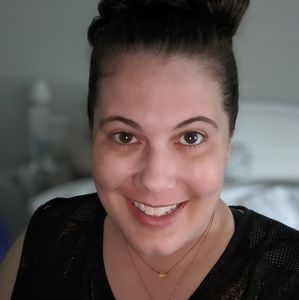 Meet your Posher, Stephanie